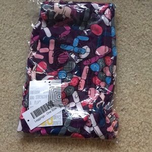 Lularoe bday leggings. One size